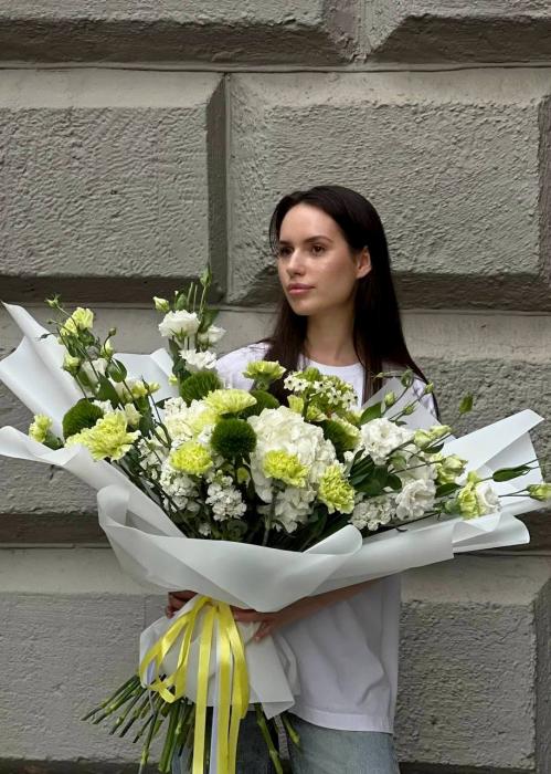 Букет-перфоманс «От любимого поклонника»
